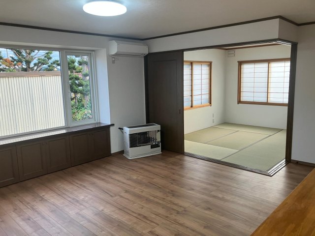 雨竜郡妹背牛町戸建ての居間写真