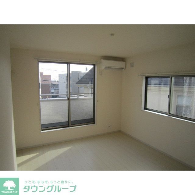 バルコニー　洋室7帖