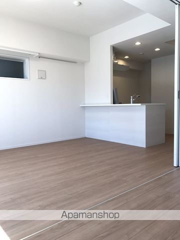 メイクスデザイン千鳥町アジールコートの居間写真