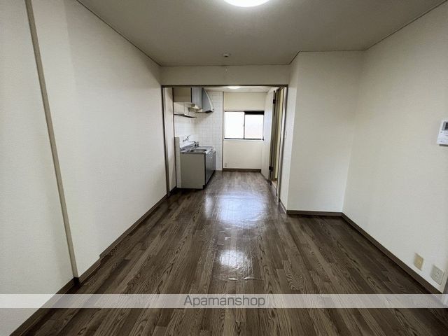 グレイスハイムの居間写真
