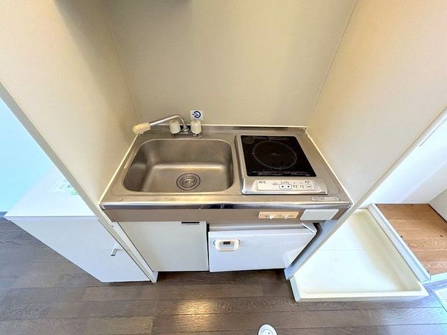 キッチン　居住中の為、他室写真となります。現況と異なる場合は、現況優先