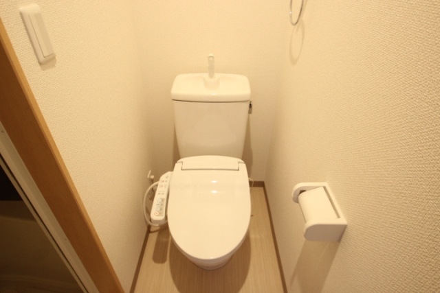 ポルトボヌール弐番館のトイレ写真