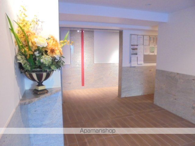 湘南新宿ライン高海 平塚駅 徒歩4分 7階建 築12年の外観写真