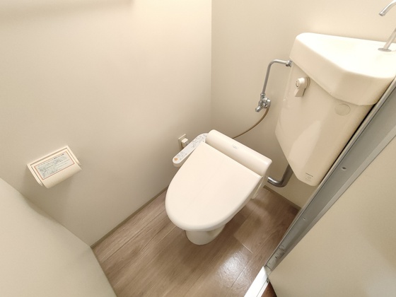 トイレ　※別部屋の写真です