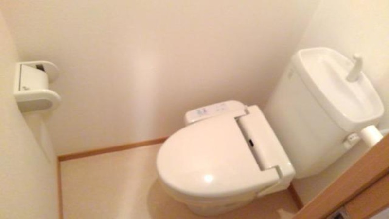トイレ　図面と現状に相違がある場合には現状を優先
