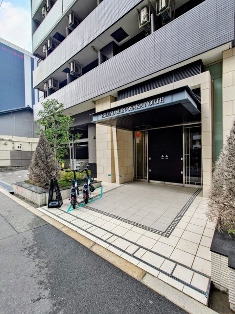 地下鉄御堂筋線 東三国駅 徒歩4分 12階建 築14年の外観写真