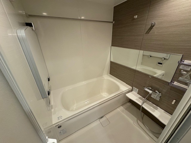 バス・シャワールーム　別部屋のものになります