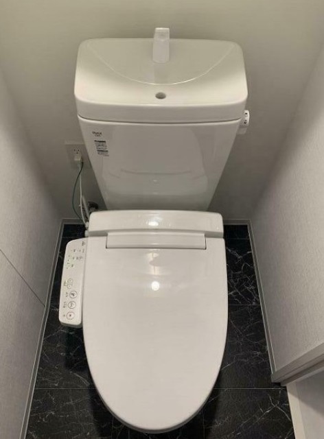 トイレ　別部屋参考写真