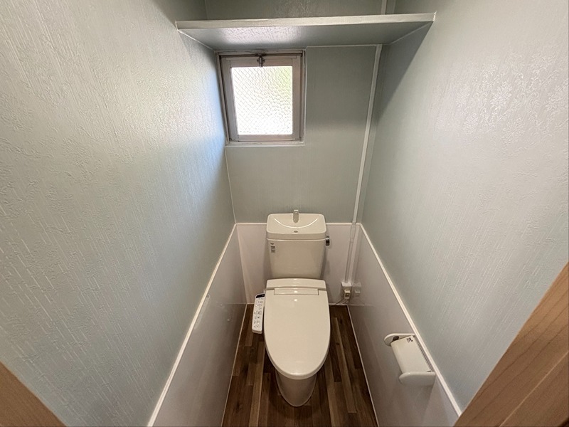 エクセレント照国のトイレ写真