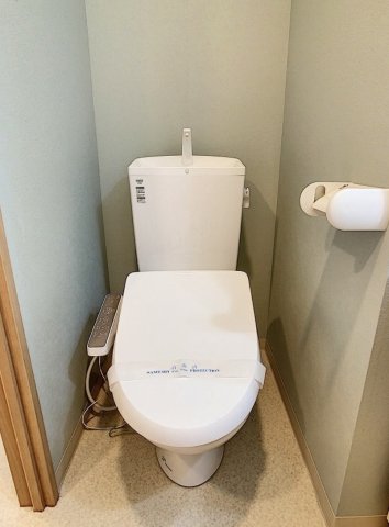 都営三田線 志村三丁目駅 徒歩9分 3階建 築8年のトイレ写真
