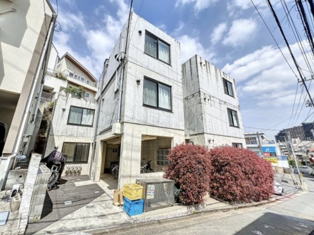 都営三田線 志村三丁目駅 徒歩9分 築8年