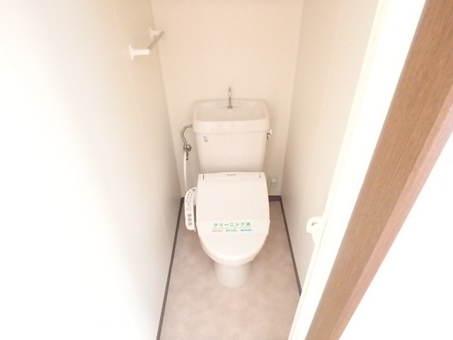 トイレ　同タイプ２０５号室の写真