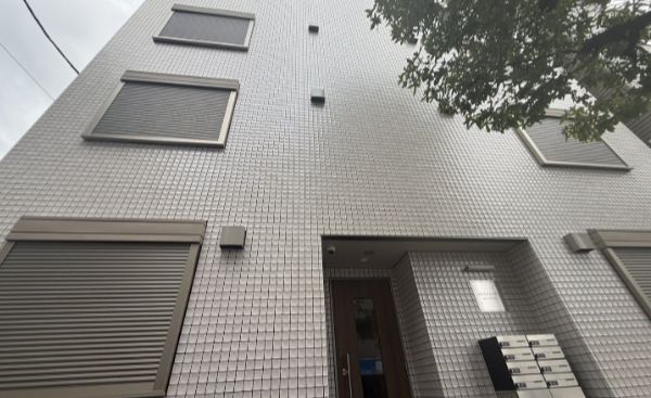 建物外観　外観は落ち着いています