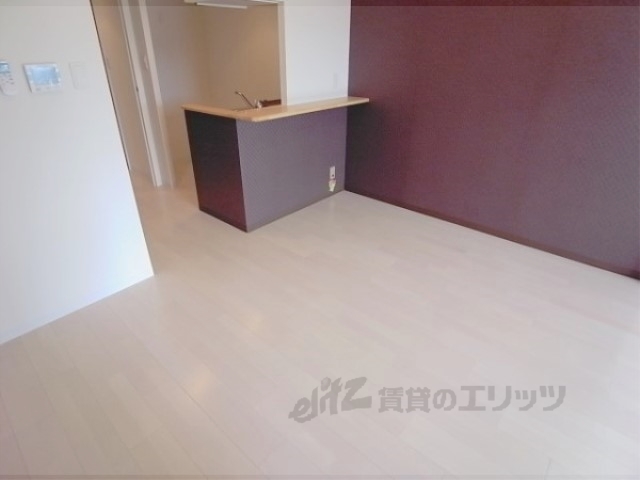 LUXE中書島の居間写真
