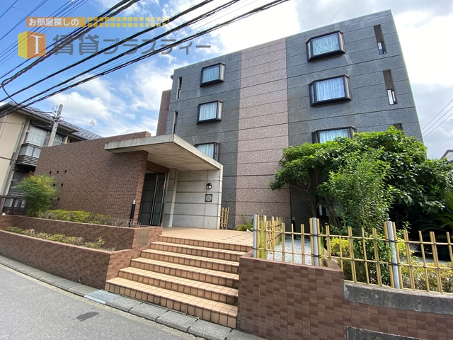 建物外観　おしゃれな外観の物件です。