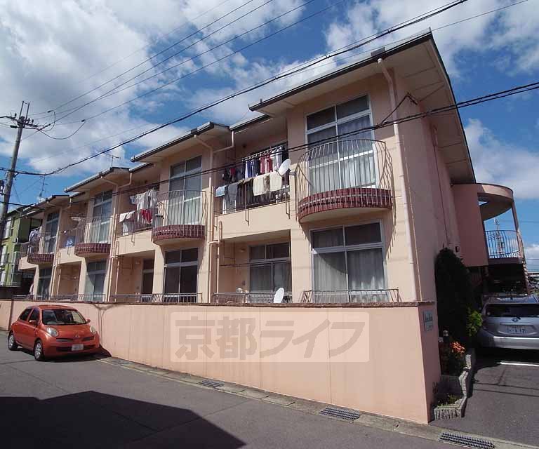 丸岡マンションの外観写真