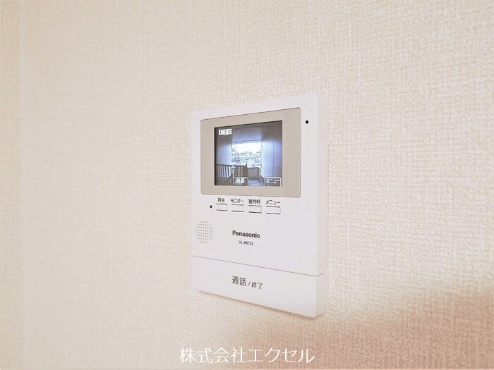 セキュリティ　モニター付きインターホンです。