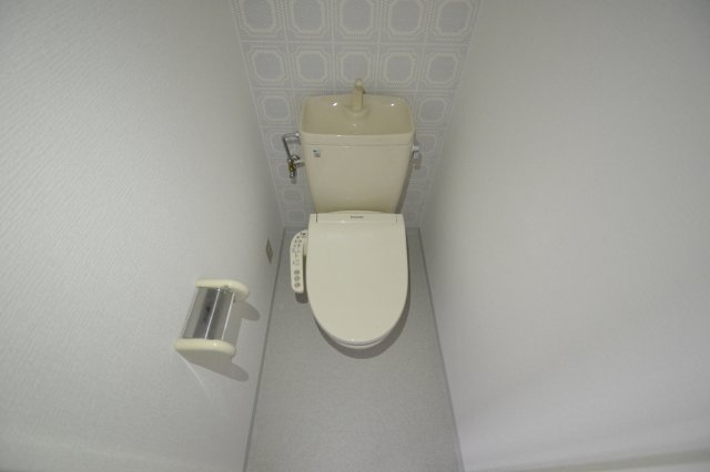 【フローラル神戸のトイレ】