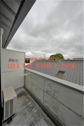 バルコニー　外からの目が気にならないバルコニーで洗濯物が干せます