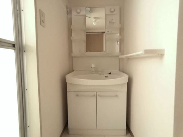 洗面設備　洗髪洗面化粧台