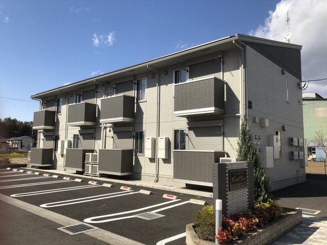 建物外観　南向きで日当たり良好　インターネット無料