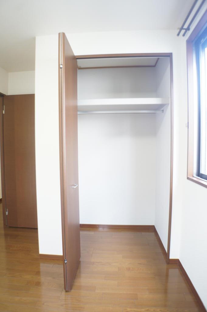 収納　北洋室クローゼット