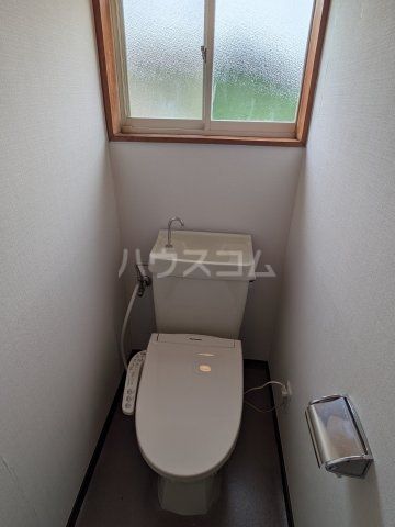 【メゾンユーBのトイレ】