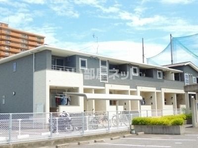 高松市西町のアパートの建物外観