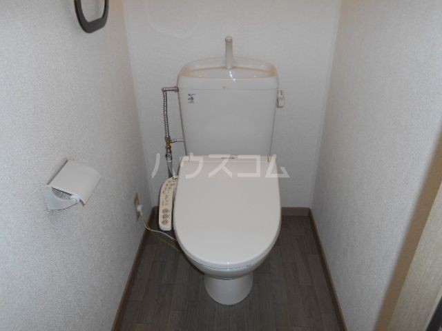 【沼津市西添町のアパートのトイレ】