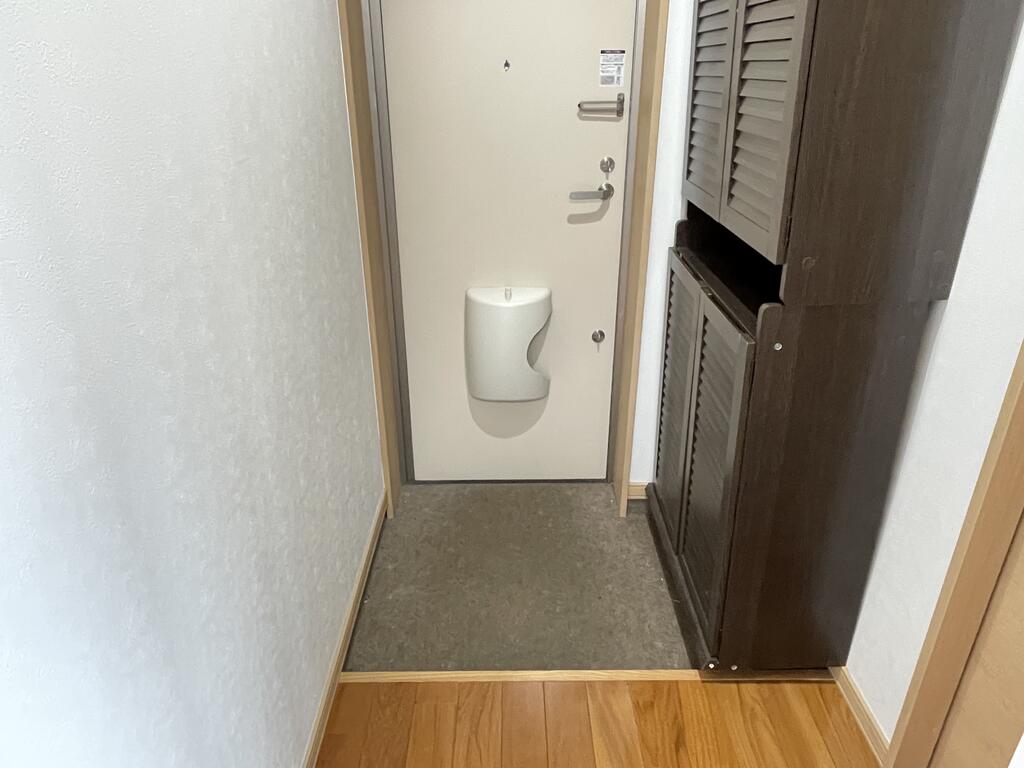 玄関　トールサイズのシューズボックス付き