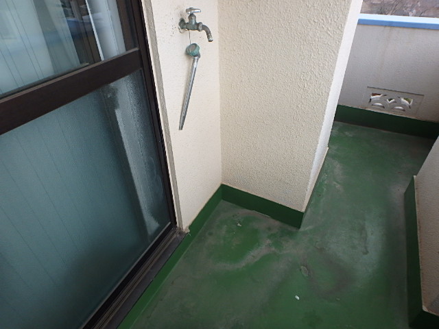 【板橋区坂下のマンションのバルコニー】