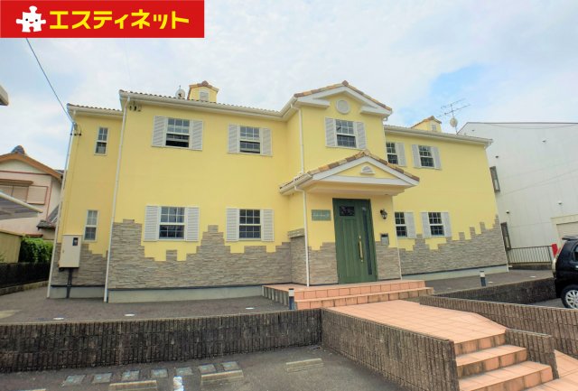 【リンデンバウムJ4の建物外観】