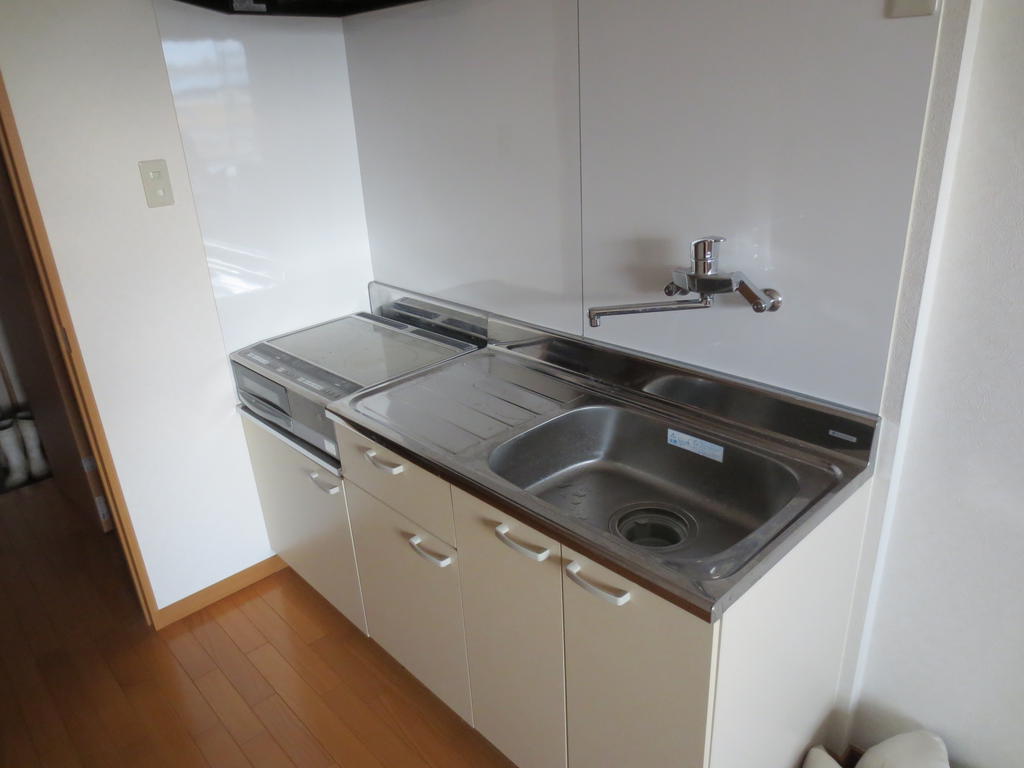 キッチン　敷金礼金0円！オール電化！独立洗面台付！ＩＨ２口コンロ