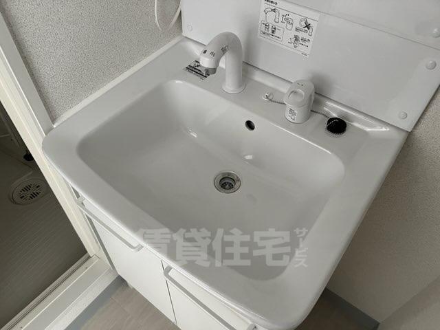 【広島市中区舟入川口町のマンションの洗面設備】