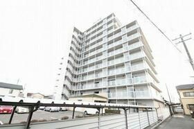 瑞穂市本田のマンションの建物外観