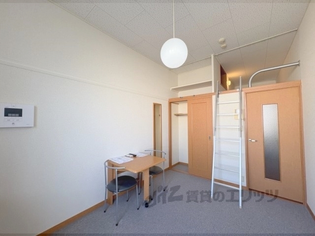 居室・リビング　洋室