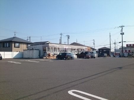 コンビニ　セブンイレブン岩沼阿武隈２丁目店（コンビニ）まで63m