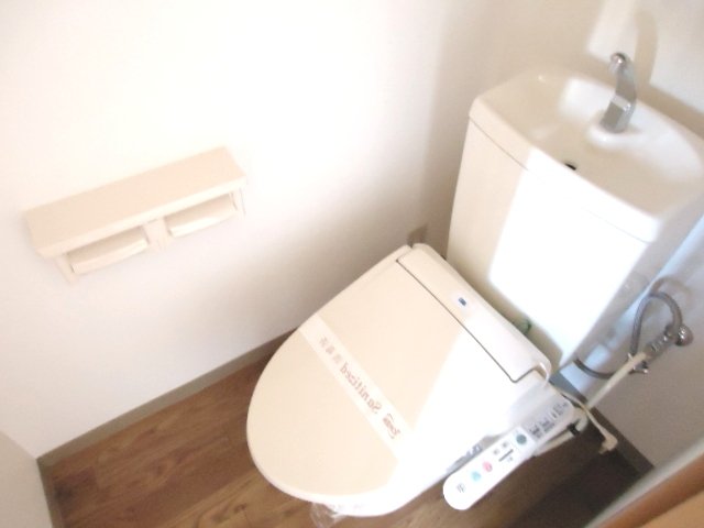 トイレ　シャワー付トイレ