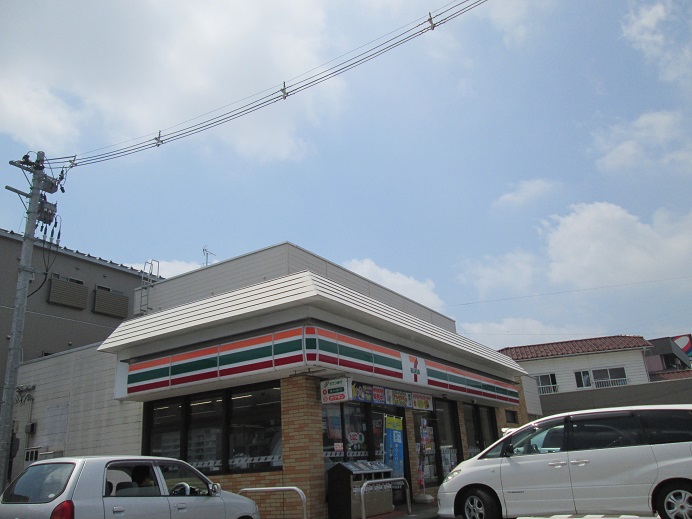 コンビニ　セブンイレブン新潟平島2丁目店（コンビニ）まで490m