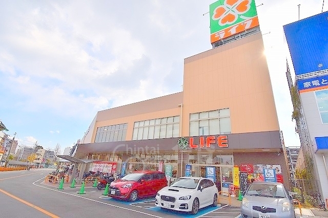 スーパー　ライフ　東淡路店（スーパー）まで580m