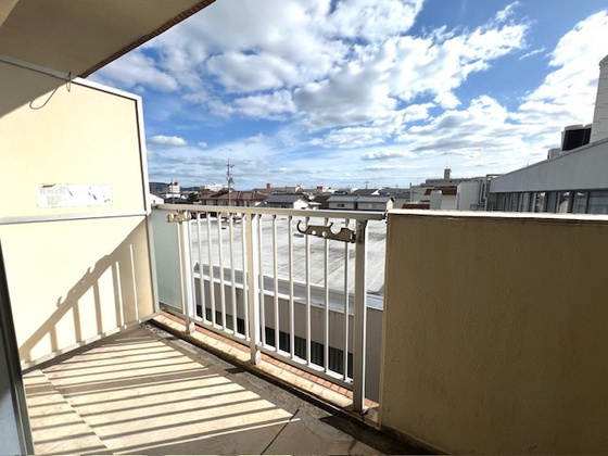 バルコニー　※他号室の写真です