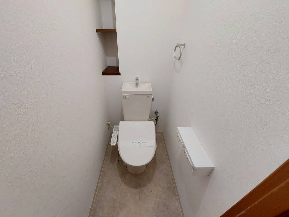 トイレ　トイレ