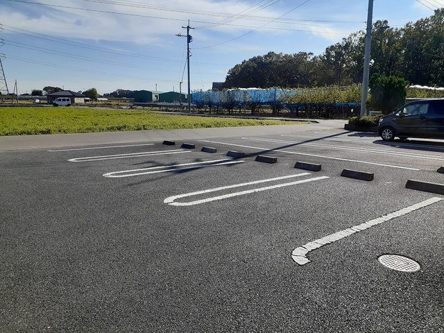 駐車場　駐車スペースもあります