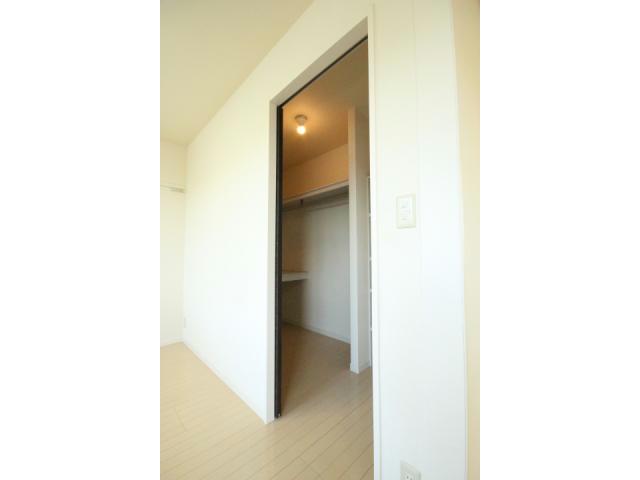 収納　※写真は別居室のものです。