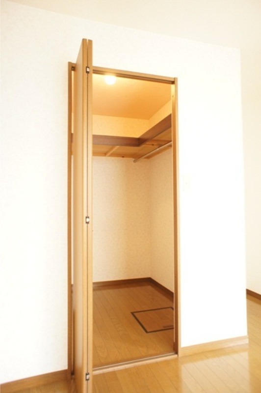 収納　図面と現状に相違がある場合には現状を優先