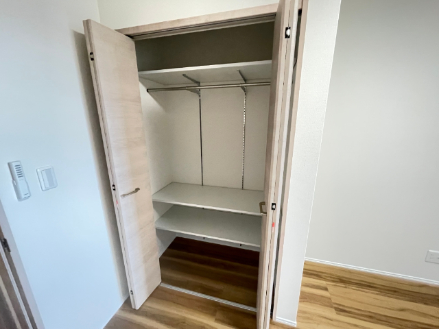 収納　クローゼット付きです。