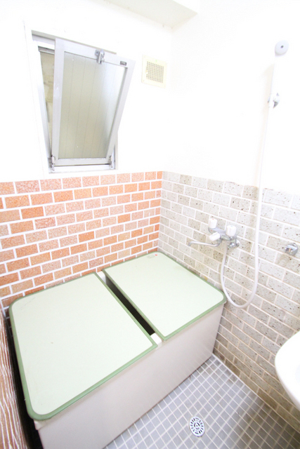 バス・シャワールーム　ゆったりお風呂