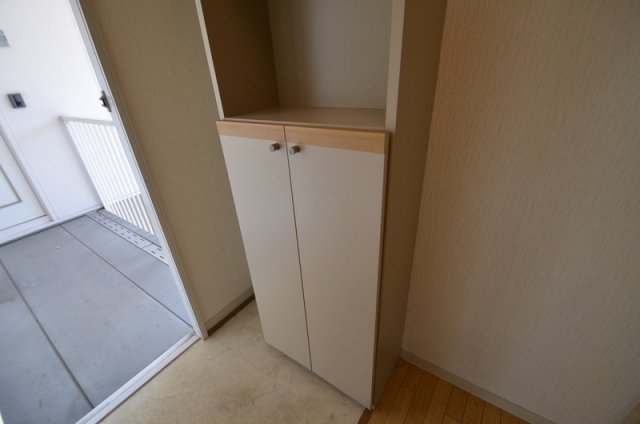 玄関　下駄箱