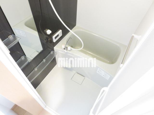 バス・シャワールーム　オシャレなキッチン