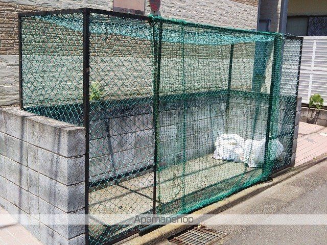 レオパレスKAZUIIの外観写真